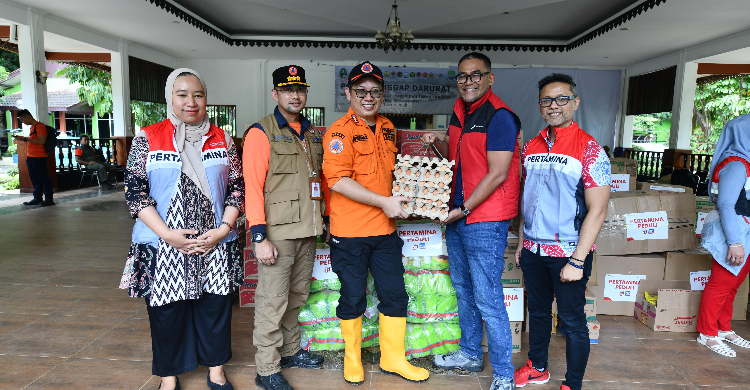 pertamina-peduli-kirim-sembako-dan-tim-medis-bantu-korban-banjir-bekasi_257114